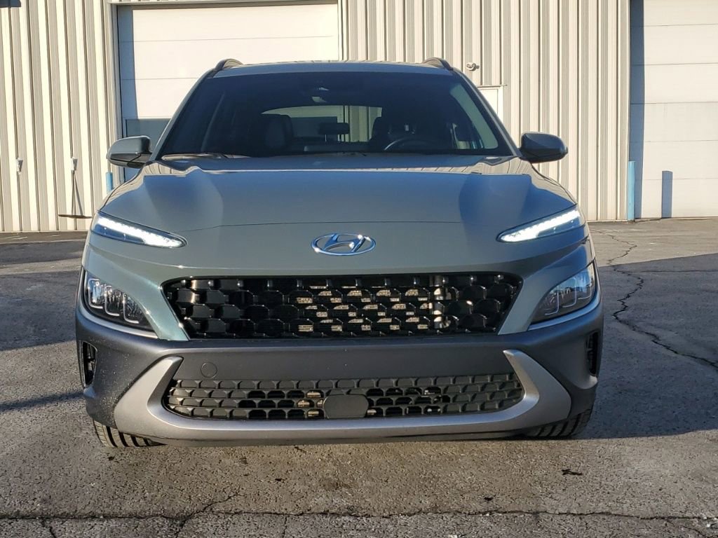 Used 2022 Hyundai Kona Limited w/ Cargo Package image 2