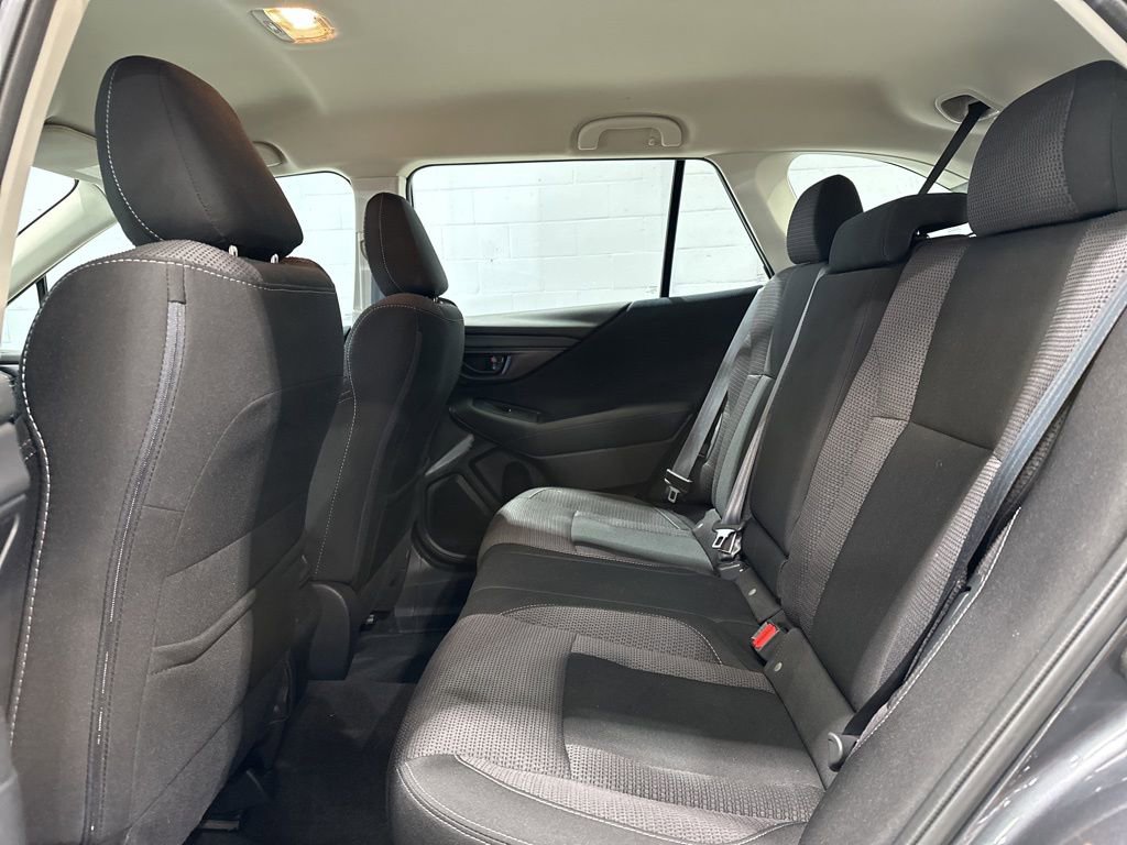 Used 2021 Subaru Outback 2.5i image 16