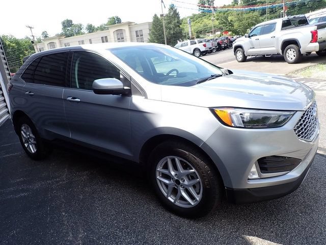 Certified 2023 Ford Edge SEL w/ Convenience Package AWD/4WD image 11