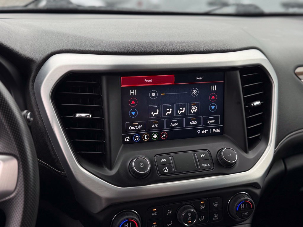 Used 2022 GMC Acadia SLE w/ Driver Convenience Package FWD image 20
