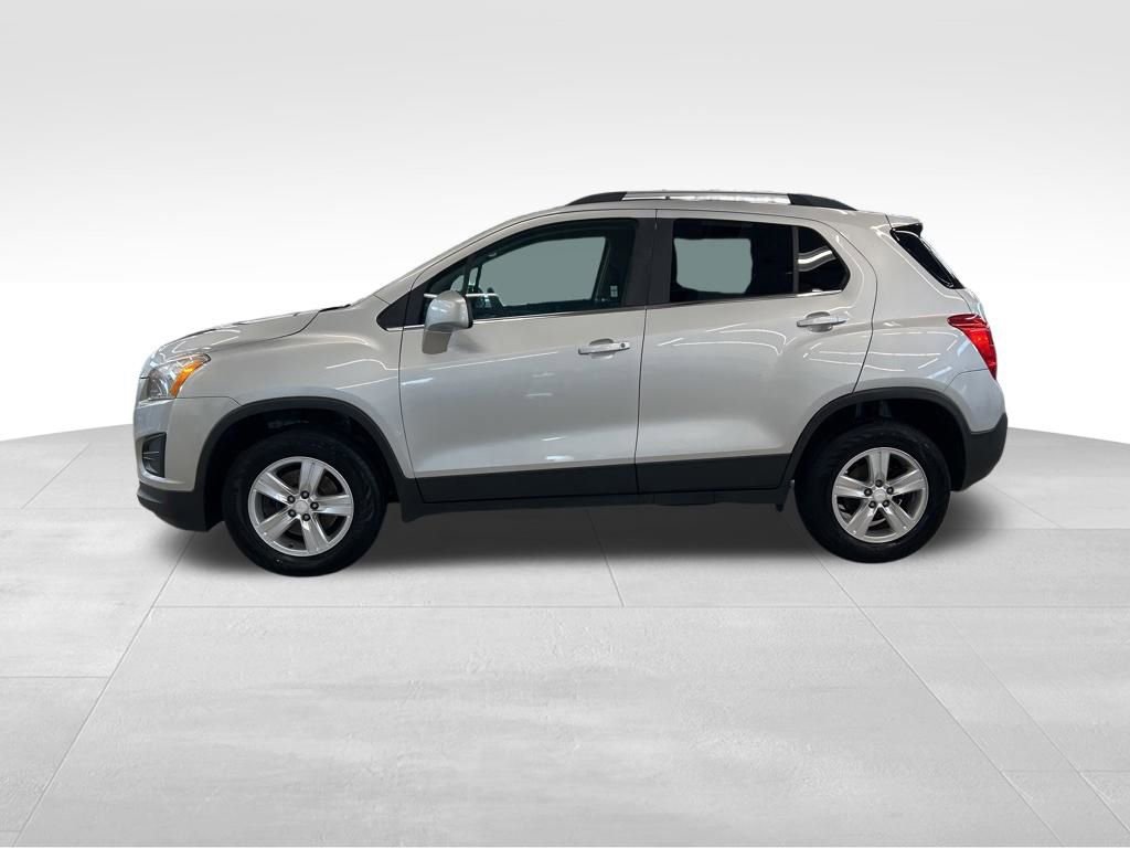 Used 2016 Chevrolet Trax LT AWD/4WD image 2