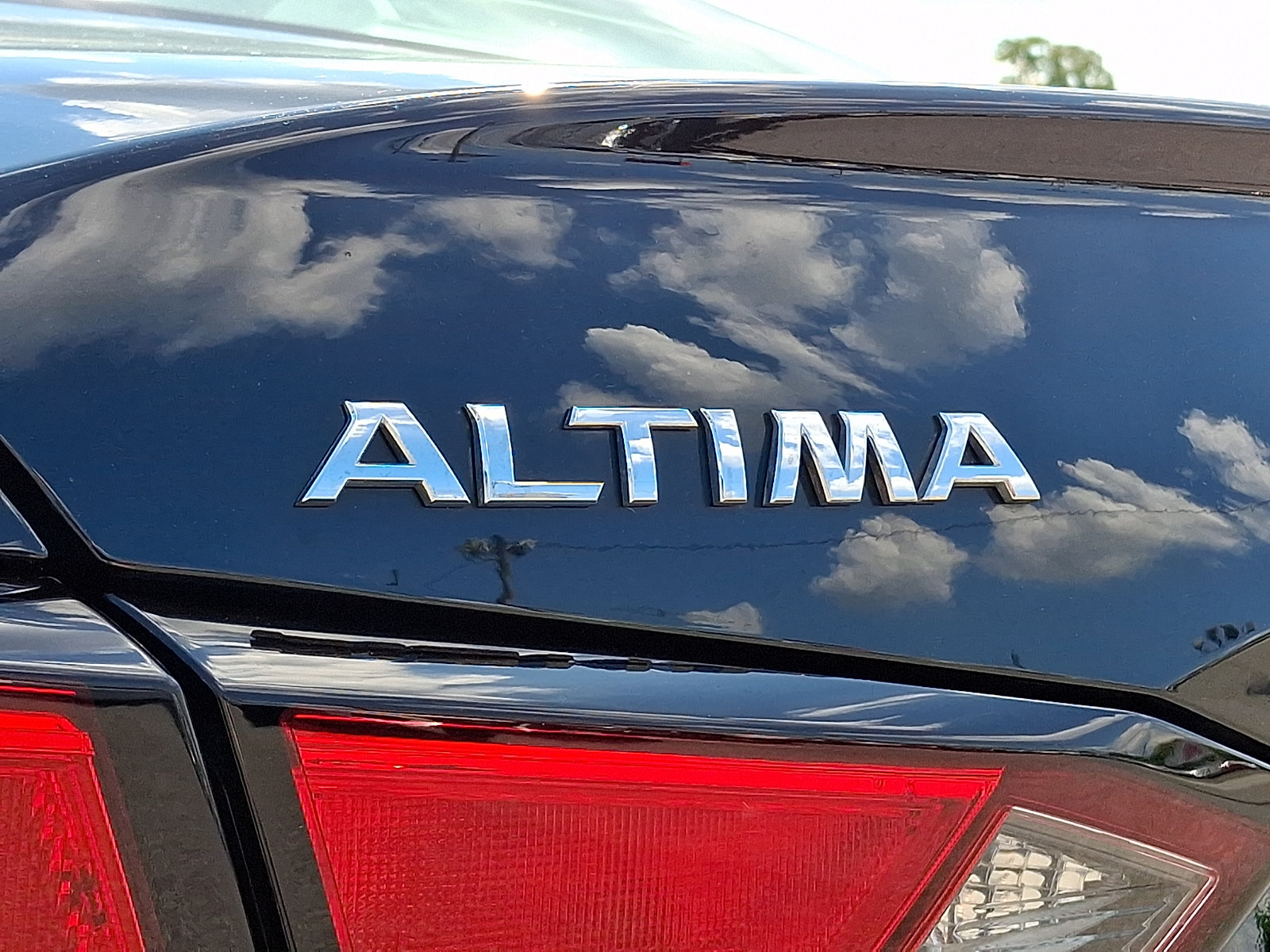 Certified 2022 Nissan Altima 2.5 SL FWD image 30