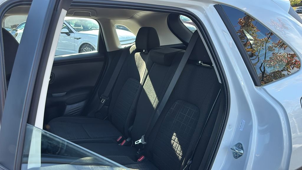 Certified 2025 Honda HR-V LX image 27