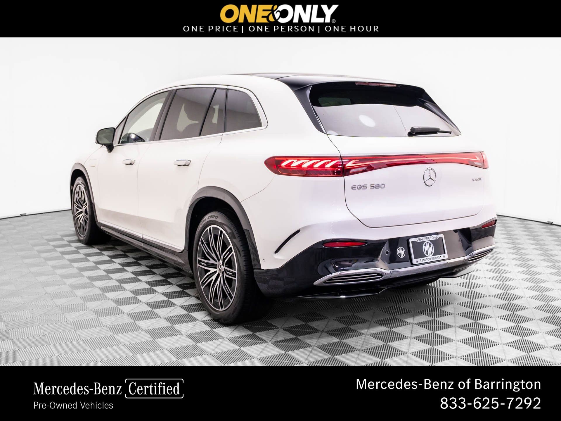 Used 2023 Mercedes-Benz EQS 580 4MATIC SUV image 3