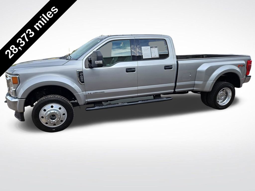 Used 2022 Ford F450 XLT w/ FX4 Off-Road Package image 3