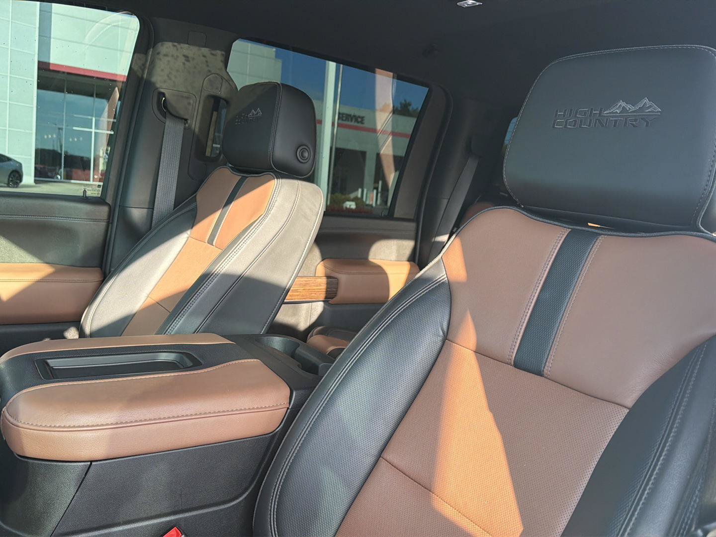 Used 2022 Chevrolet Silverado 2500 High Country AWD/4WD image 32