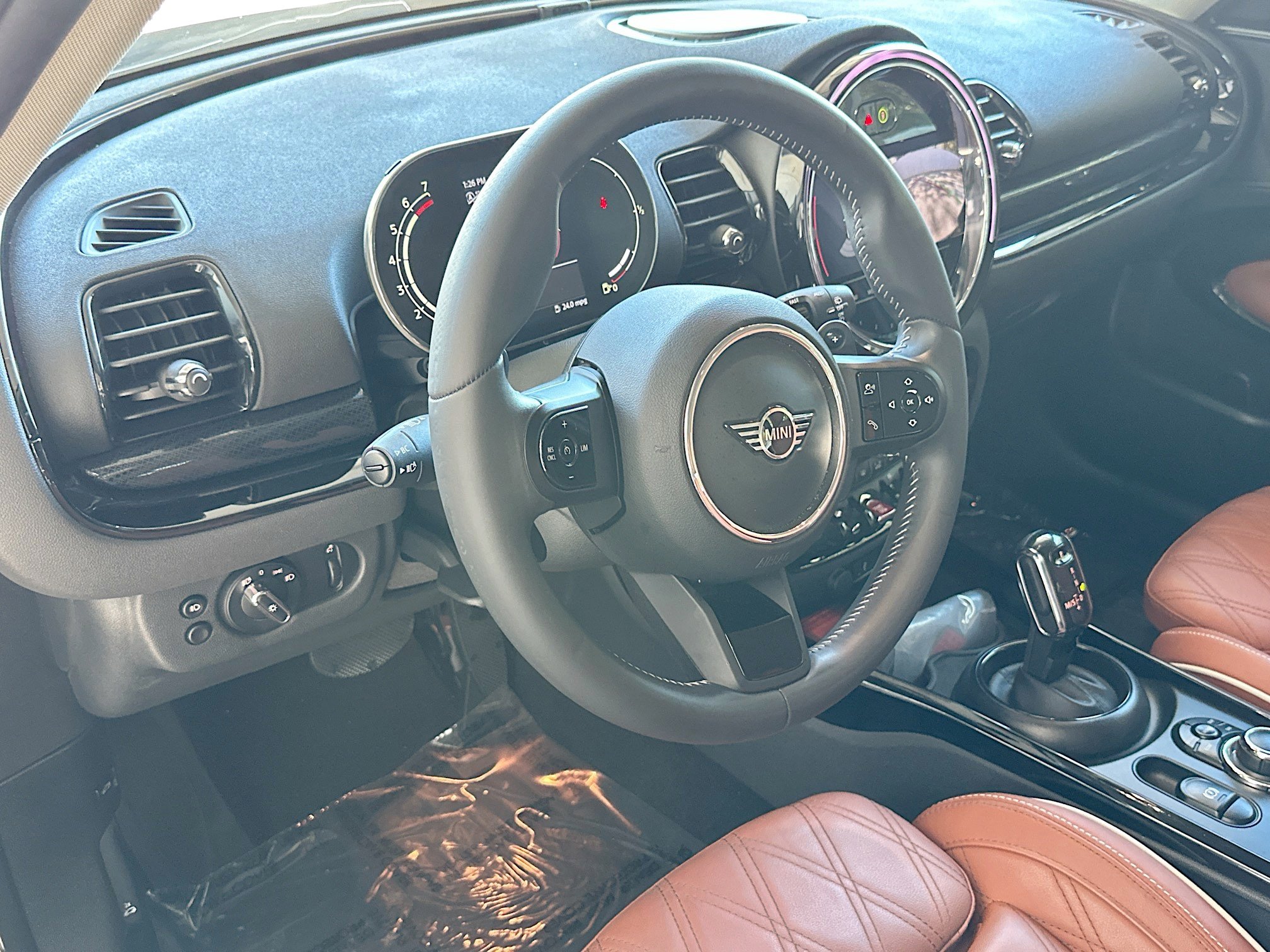 Certified 2023 MINI Cooper Clubman S w/ Signature Upholstery Package image 9