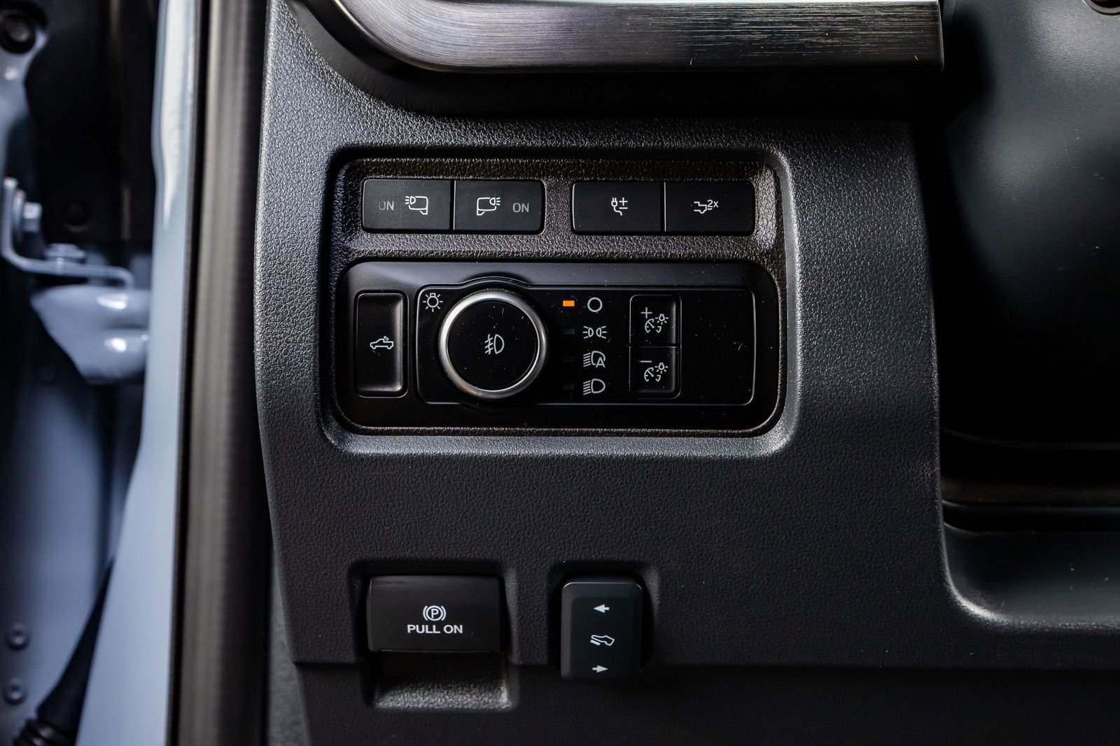 Used 2024 Ford F350 Lariat w/ Lariat Ultimate Package image 22