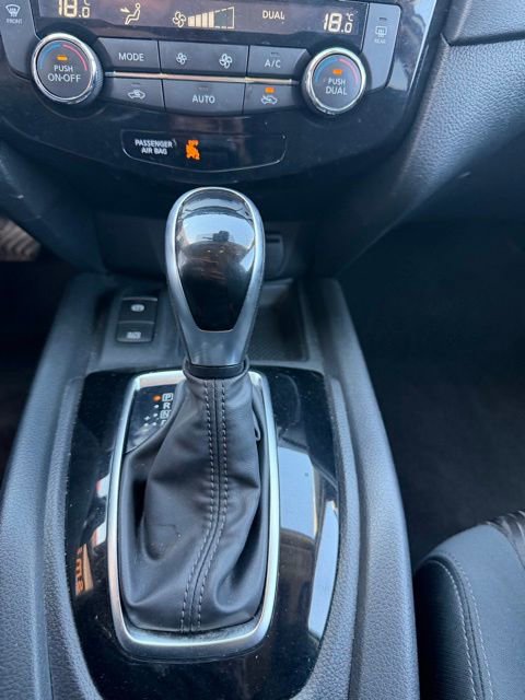 Used 2020 Nissan Rogue SV AWD/4WD image 23