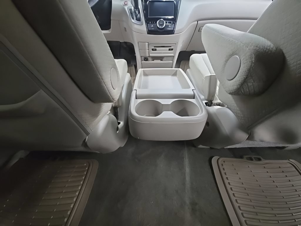 Used 2016 Honda Odyssey SE image 27