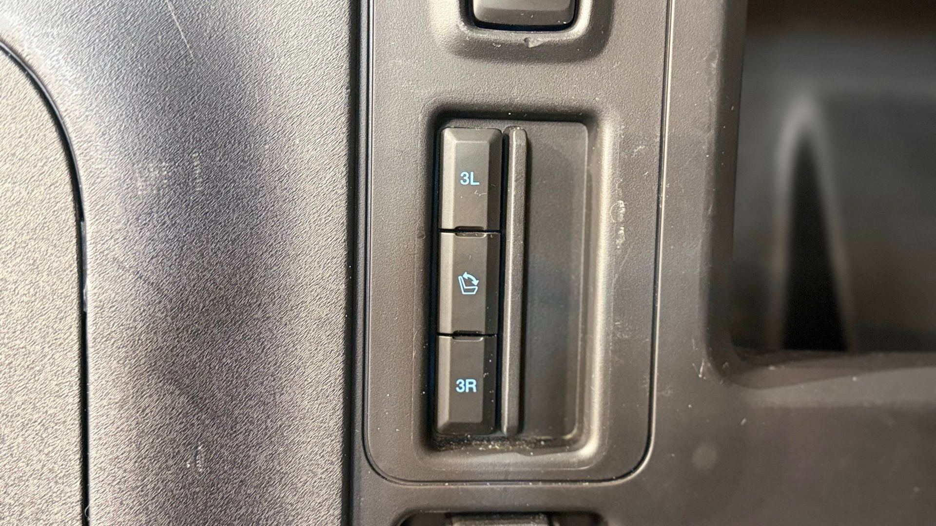 Used 2025 Ford Expedition Max Active AWD/4WD image 43