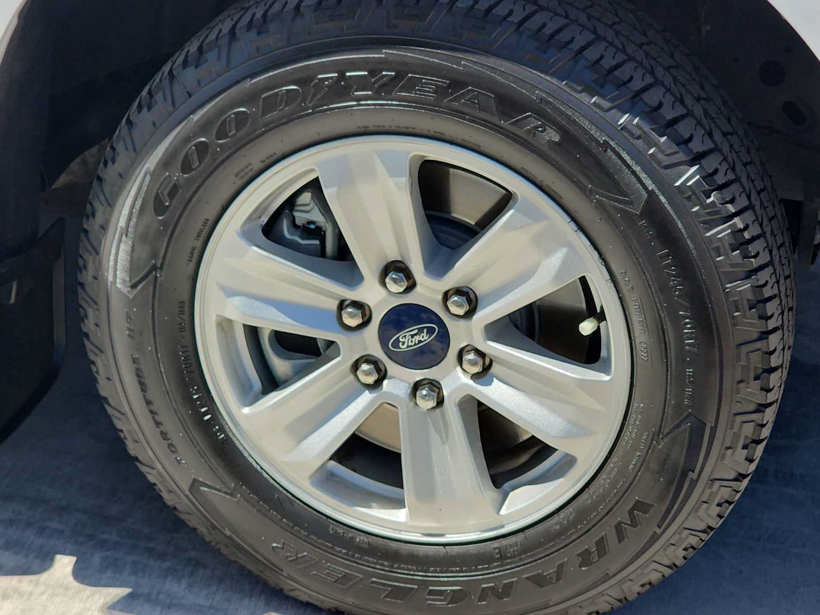 Used 2020 Ford F150 XL w/ Equipment Group 101A Mid RWD image 20