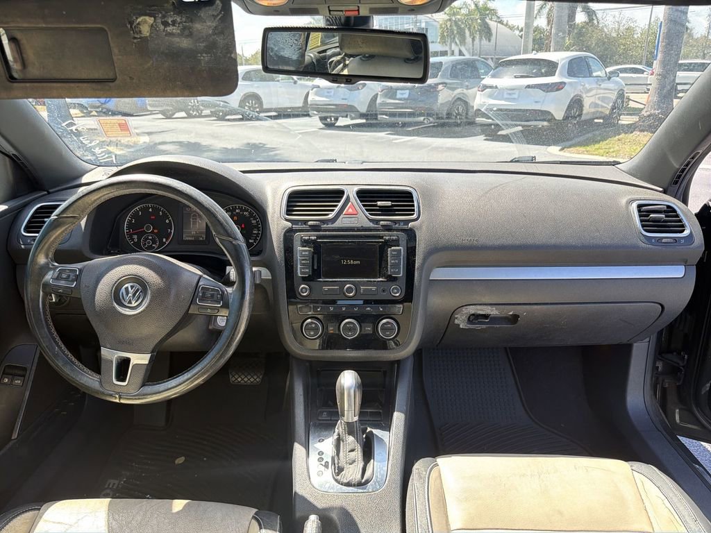 Used 2015 Volkswagen Eos Final Edition image 16