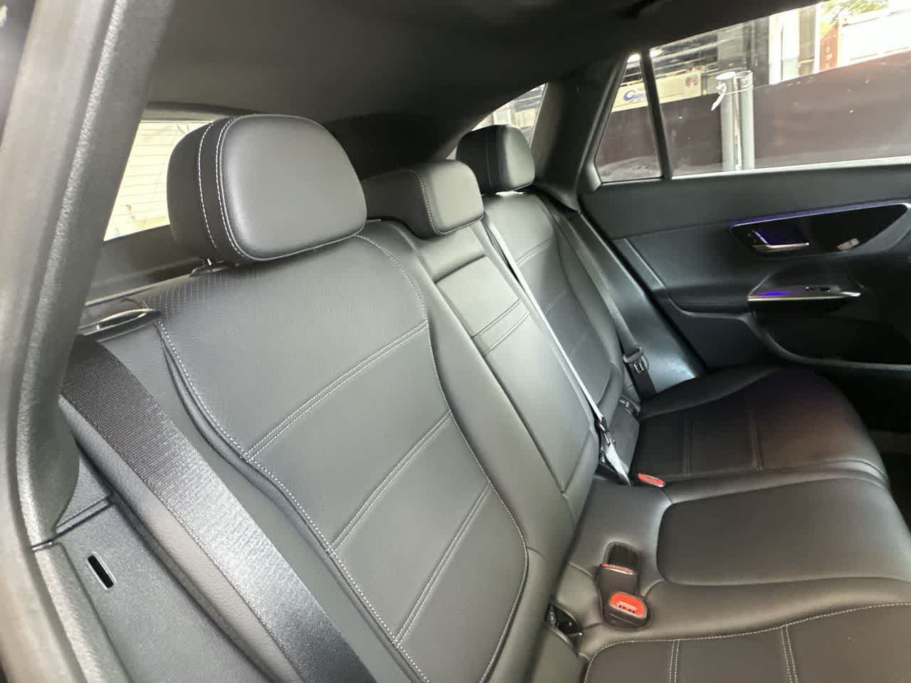 Used 2026 Mercedes-Benz GLC 300 image 26