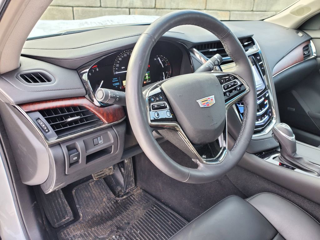 Used 2018 Cadillac CTS Luxury image 22
