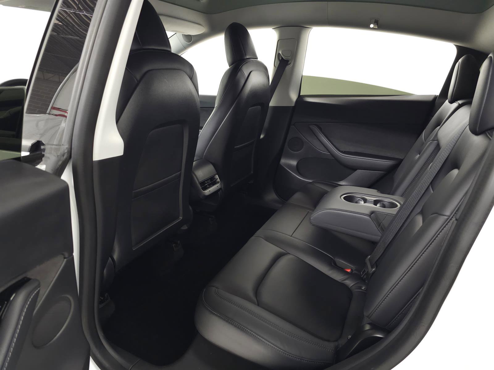 Used 2020 Tesla Model Y Long Range image 36