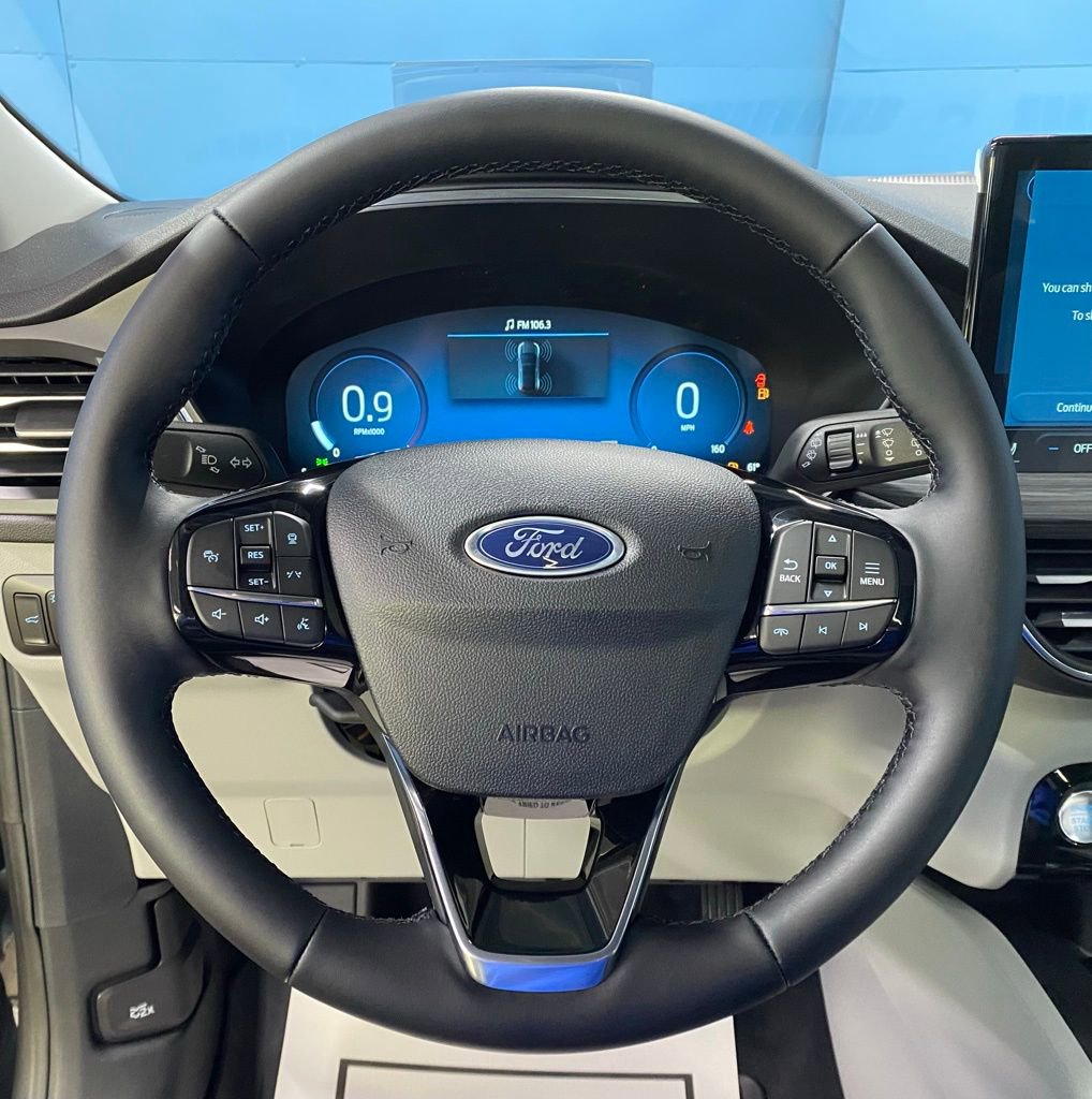 New 2026 Ford Escape Platinum w/ Premium Technology Package image 18