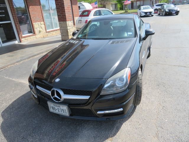 Used 2012 Mercedes-Benz SLK 350 image 2