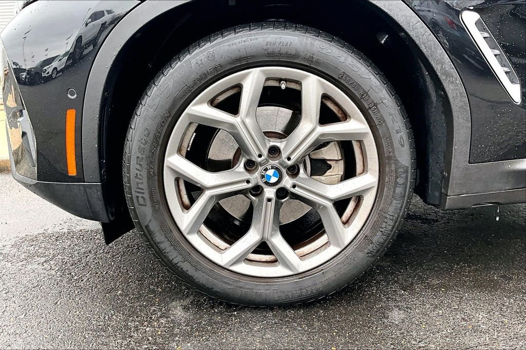 Used 2023 BMW X3 sDrive30i w/ Premium Package image 4