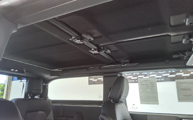 Used 2023 Ford Bronco Big Bend w/ Sasquatch Package AWD/4WD image 17