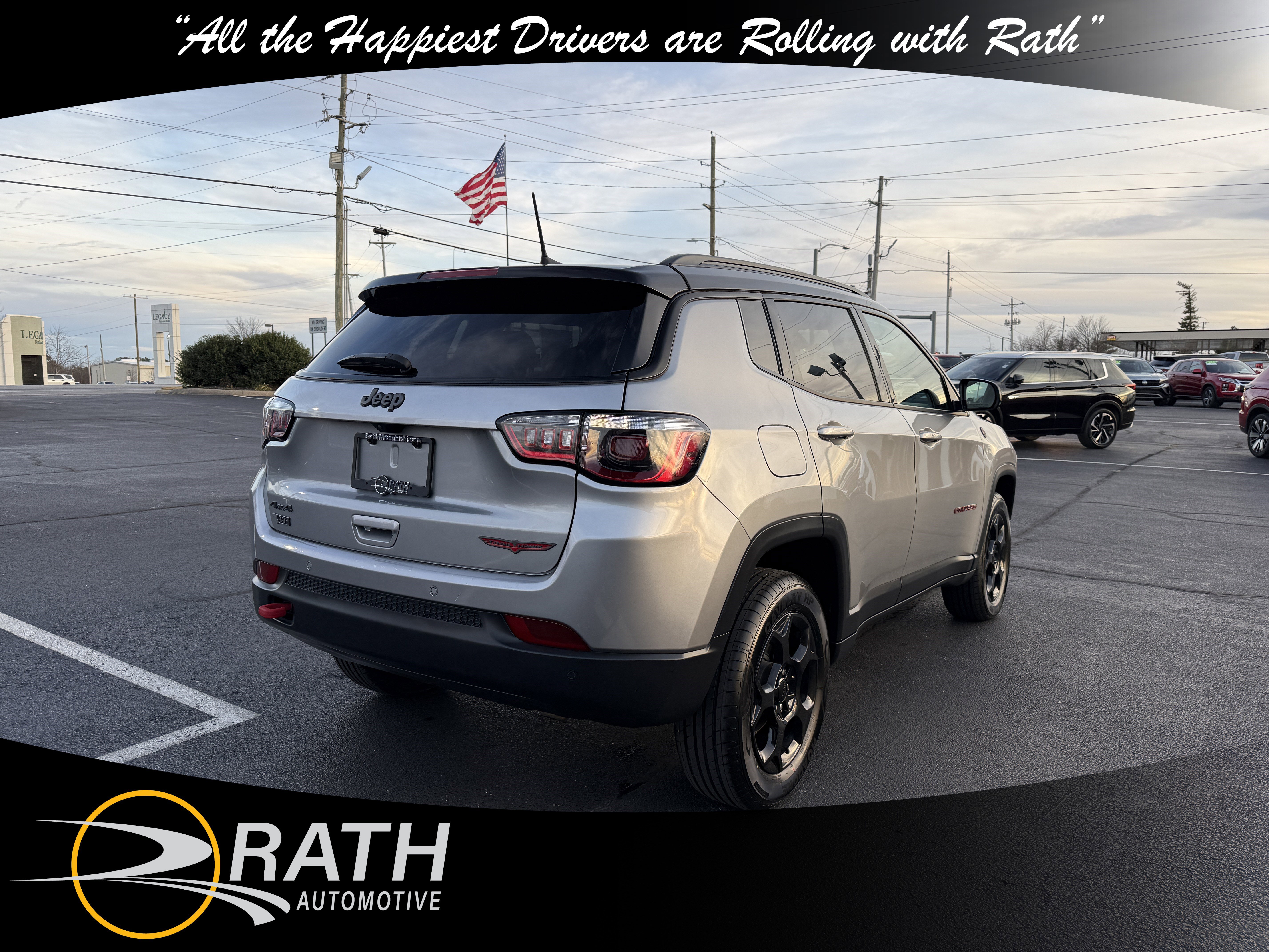 Used 2023 Jeep Compass Trailhawk image 9