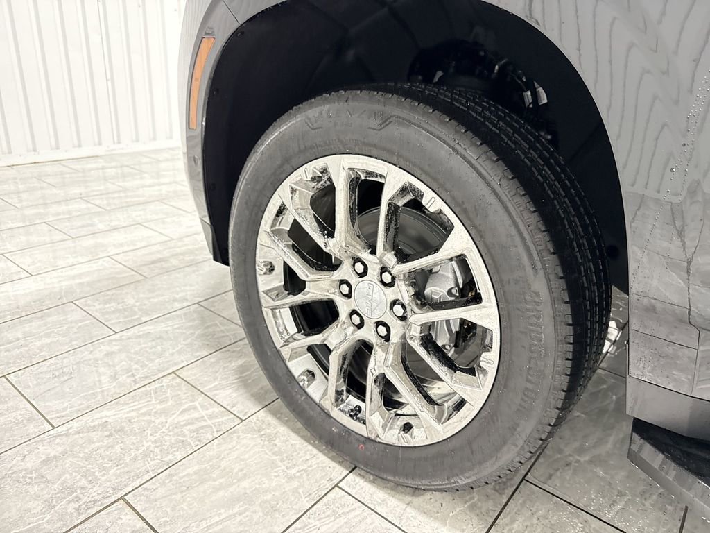 New 2026 GMC Yukon XL Elevation w/ LPO, Floor Liner Package AWD/4WD image 34