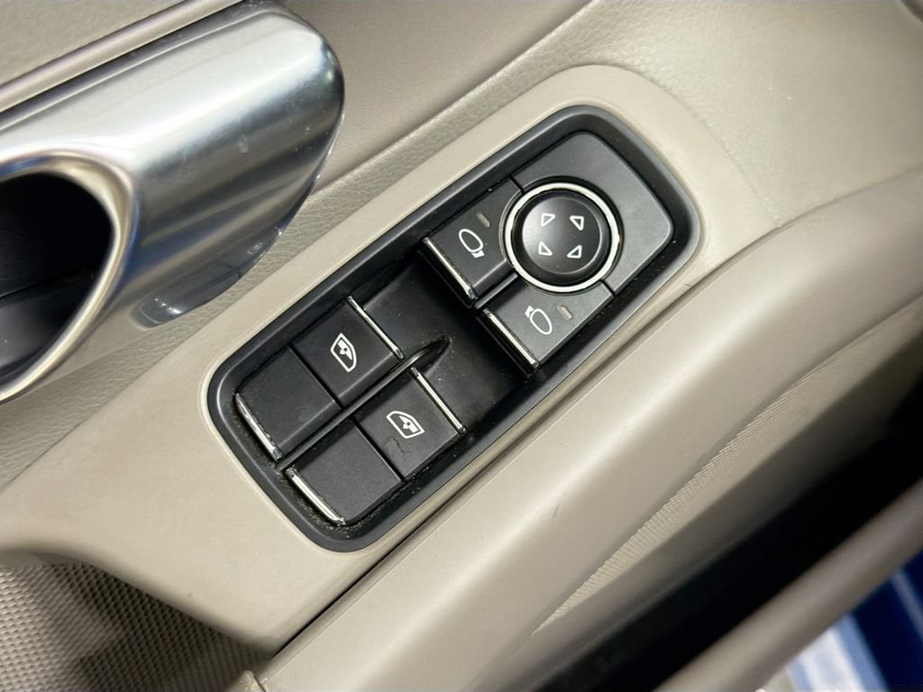 Used 2014 Porsche Boxster RWD image 17