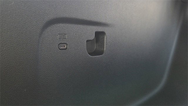 New 2026 Buick Enclave Preferred w/ LPO, Floor Liner Package image 15