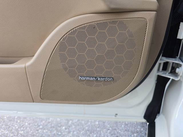 Used 2010 Buick LaCrosse CXS image 17