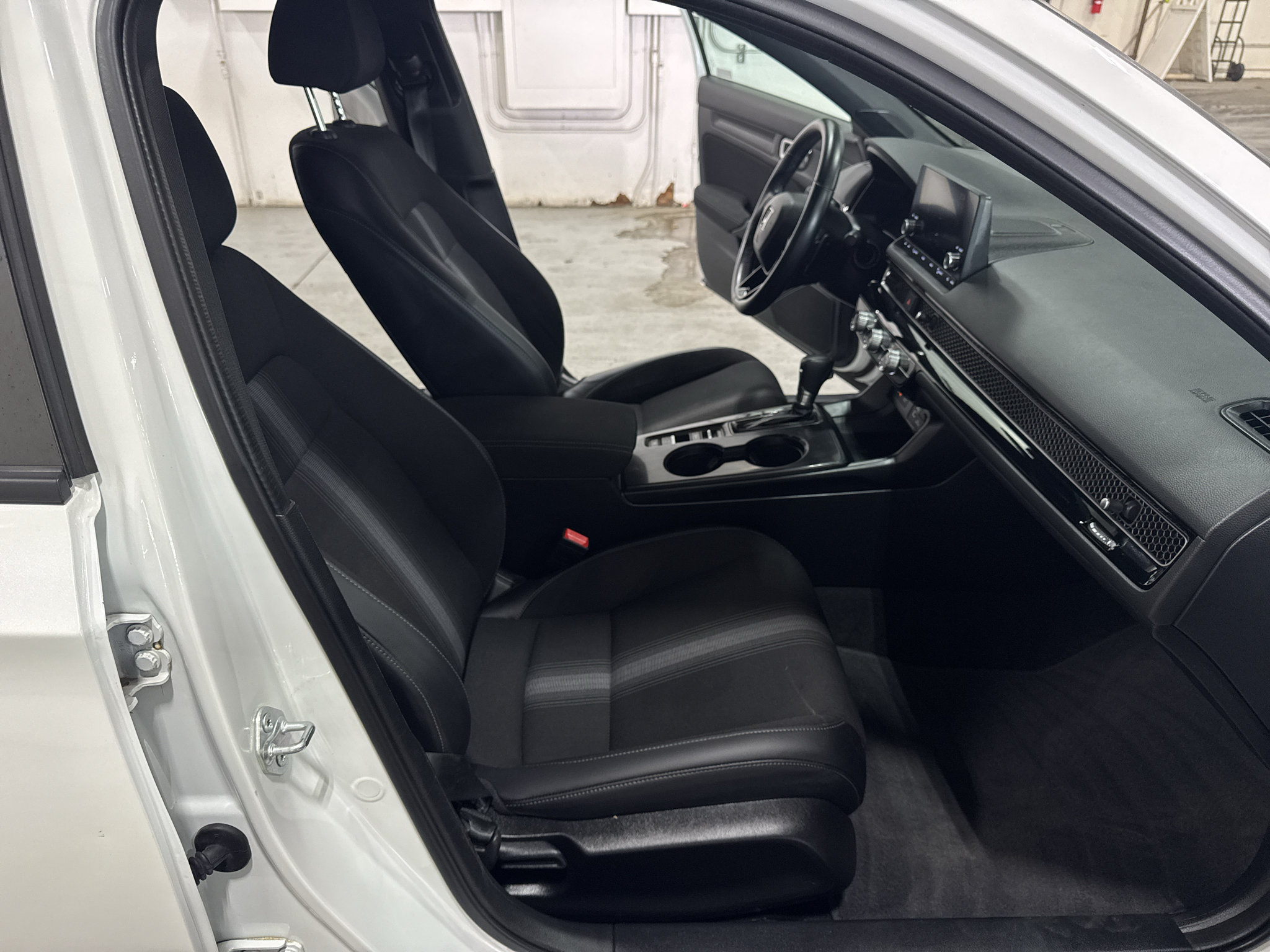 Used 2022 Honda Civic Sport image 31