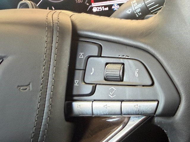 Certified 2024 Cadillac Escalade ESV Sport Platinum w/ LPO, ONYX Package AWD/4WD image 11