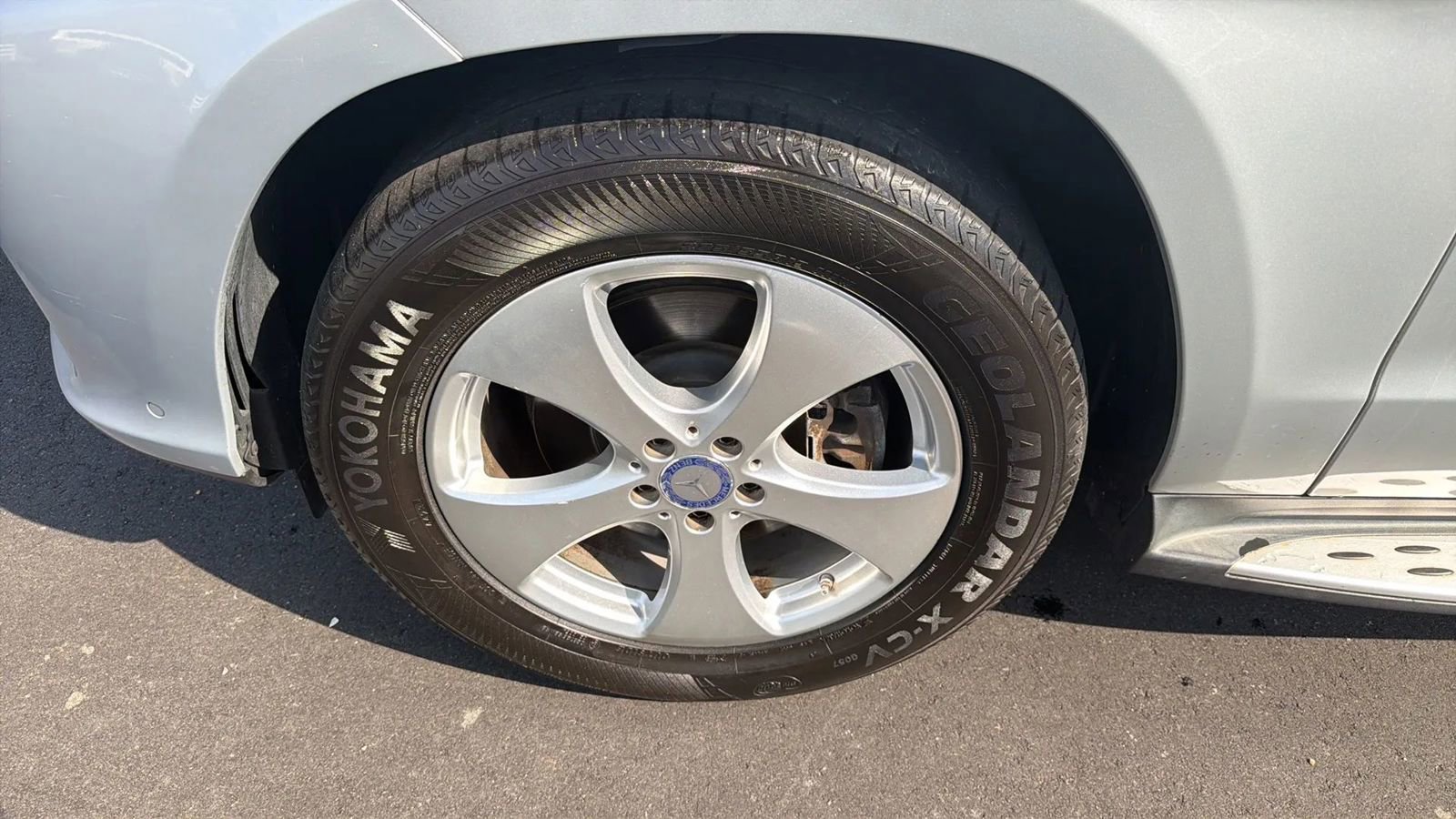 Used 2017 Mercedes-Benz GLS 450 4MATIC w/ Premium Package image 23