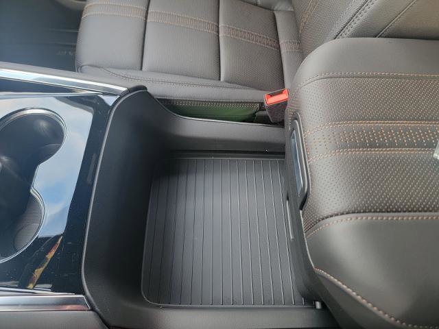 New 2026 Chevrolet Suburban High Country image 39