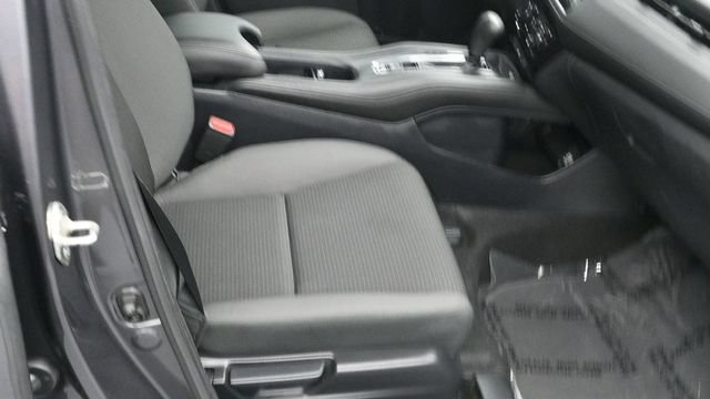 Used 2019 Honda HR-V LX image 11