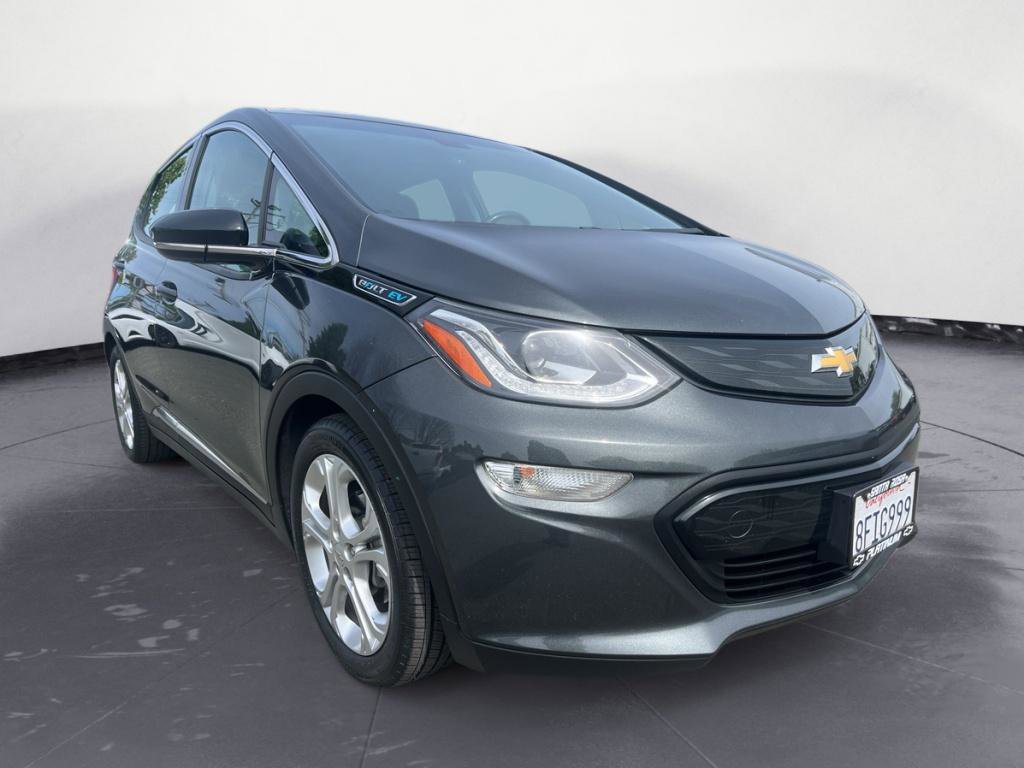 Used 2018 Chevrolet Bolt LT FWD image 3
