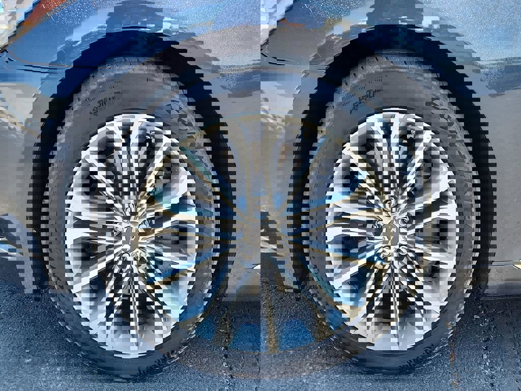 Used 2017 Genesis G80 3.8 w/ Option Group 03 image 16