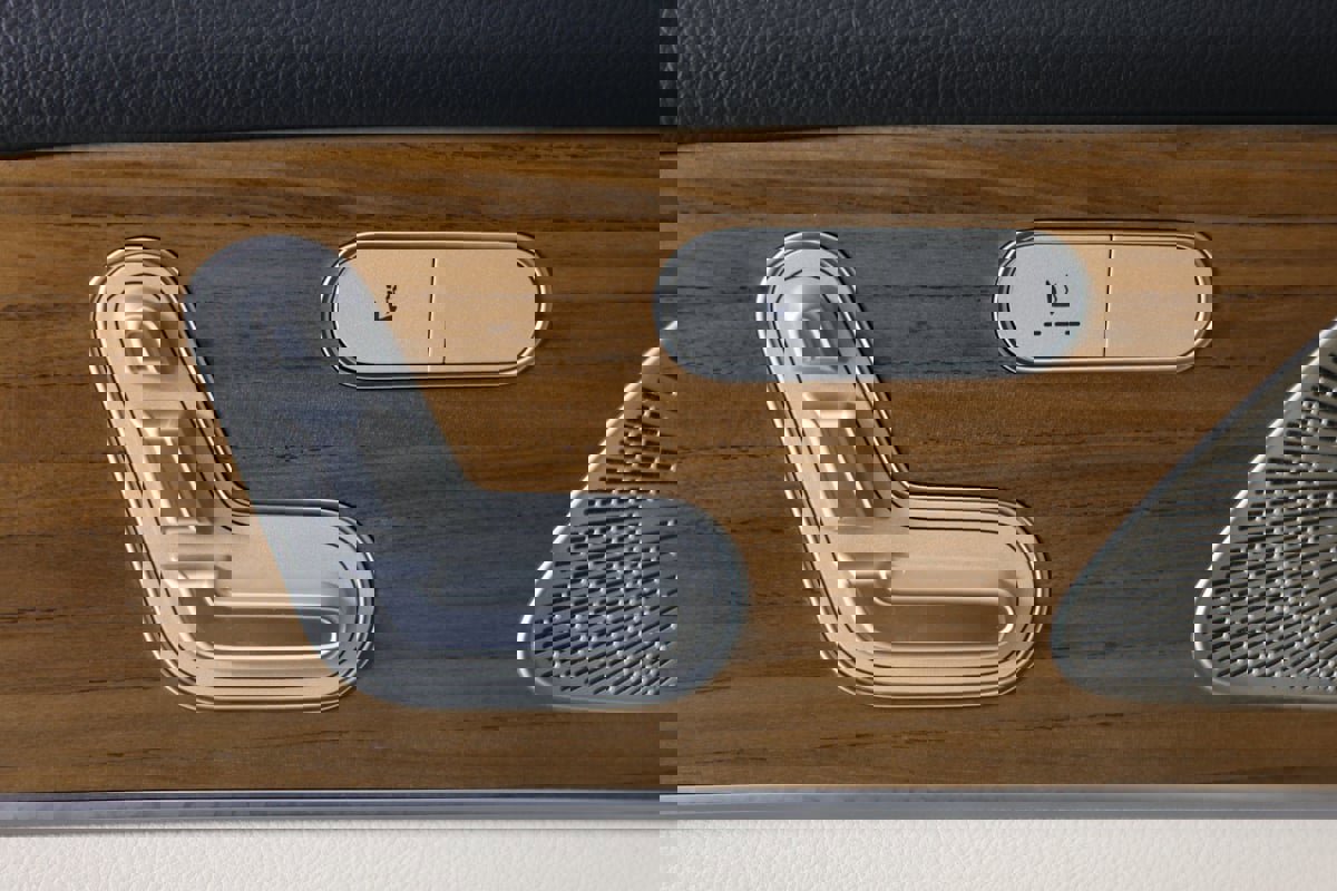 Used 2022 Mercedes-Benz GLS 450 GLS 450 image 34