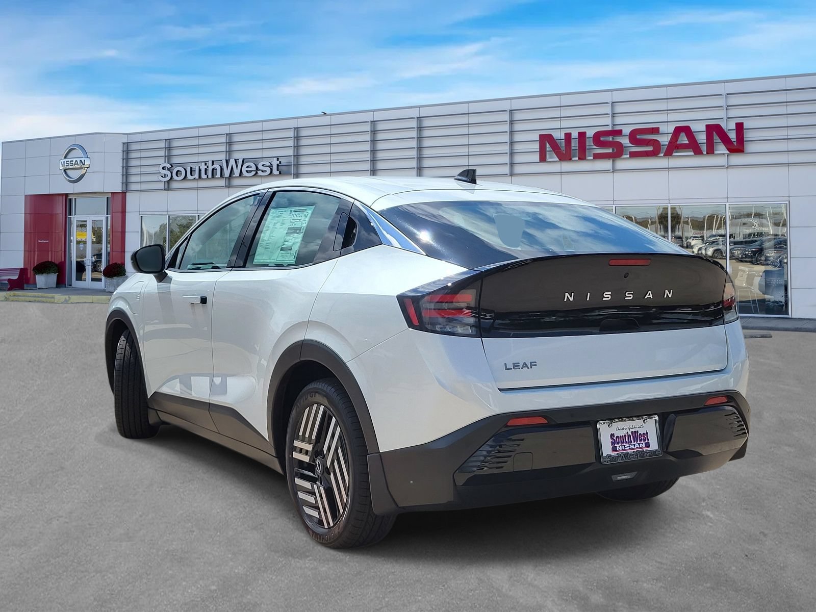 New 2026 Nissan Leaf SV+ w/ Floor Mat Package (SV+) FWD image 7