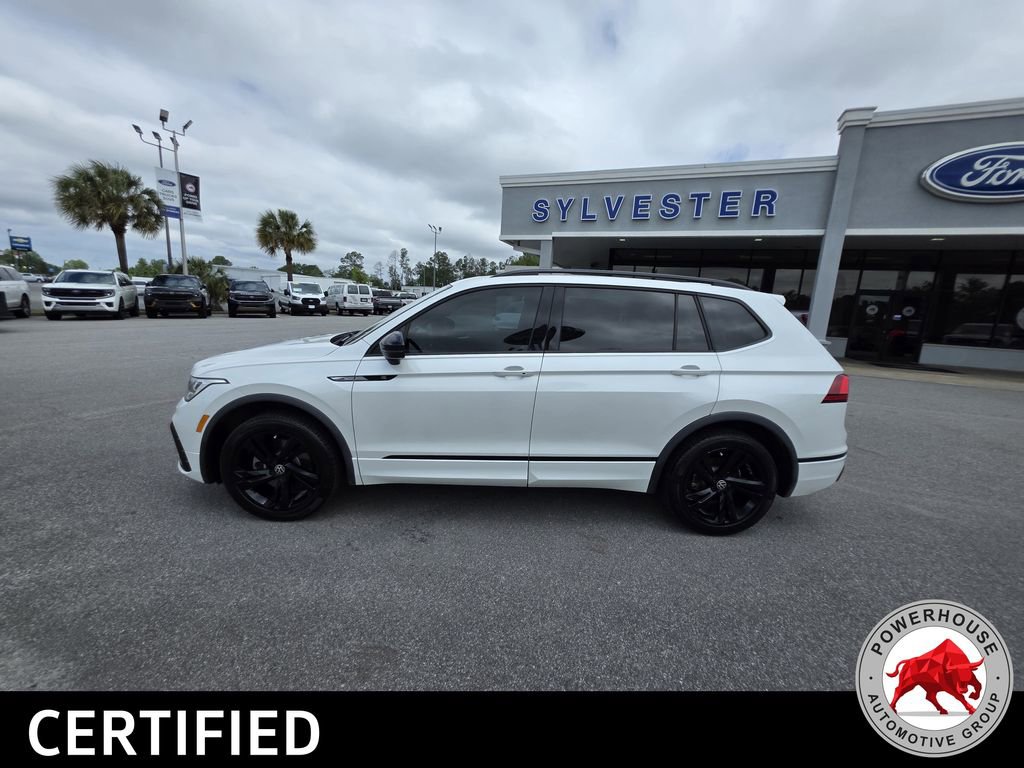 Used 2023 Volkswagen Tiguan SE R-Line FWD image 3