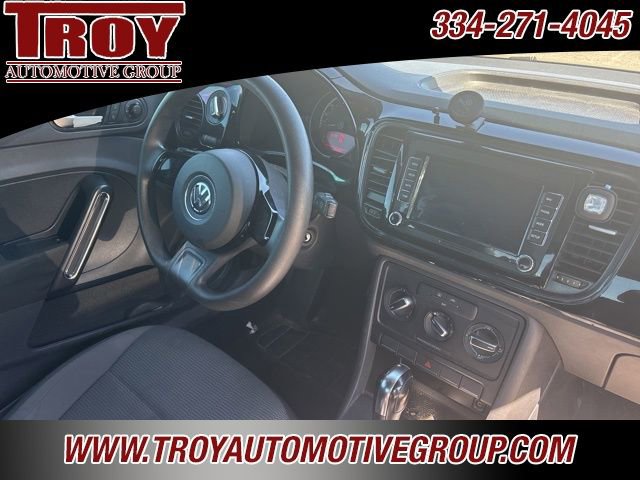 Used 2014 Volkswagen Beetle 1.8T image 12