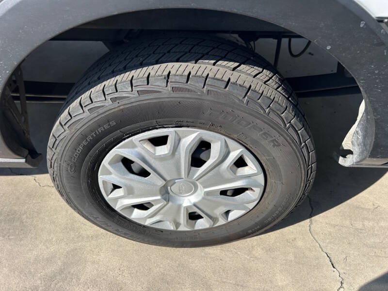 Used 2019 Ford Transit 350 XLT RWD image 19
