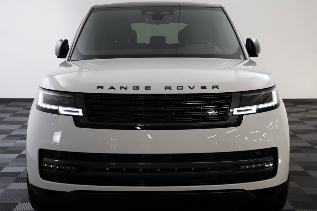 New 2025 Land Rover Range Rover SE image 26