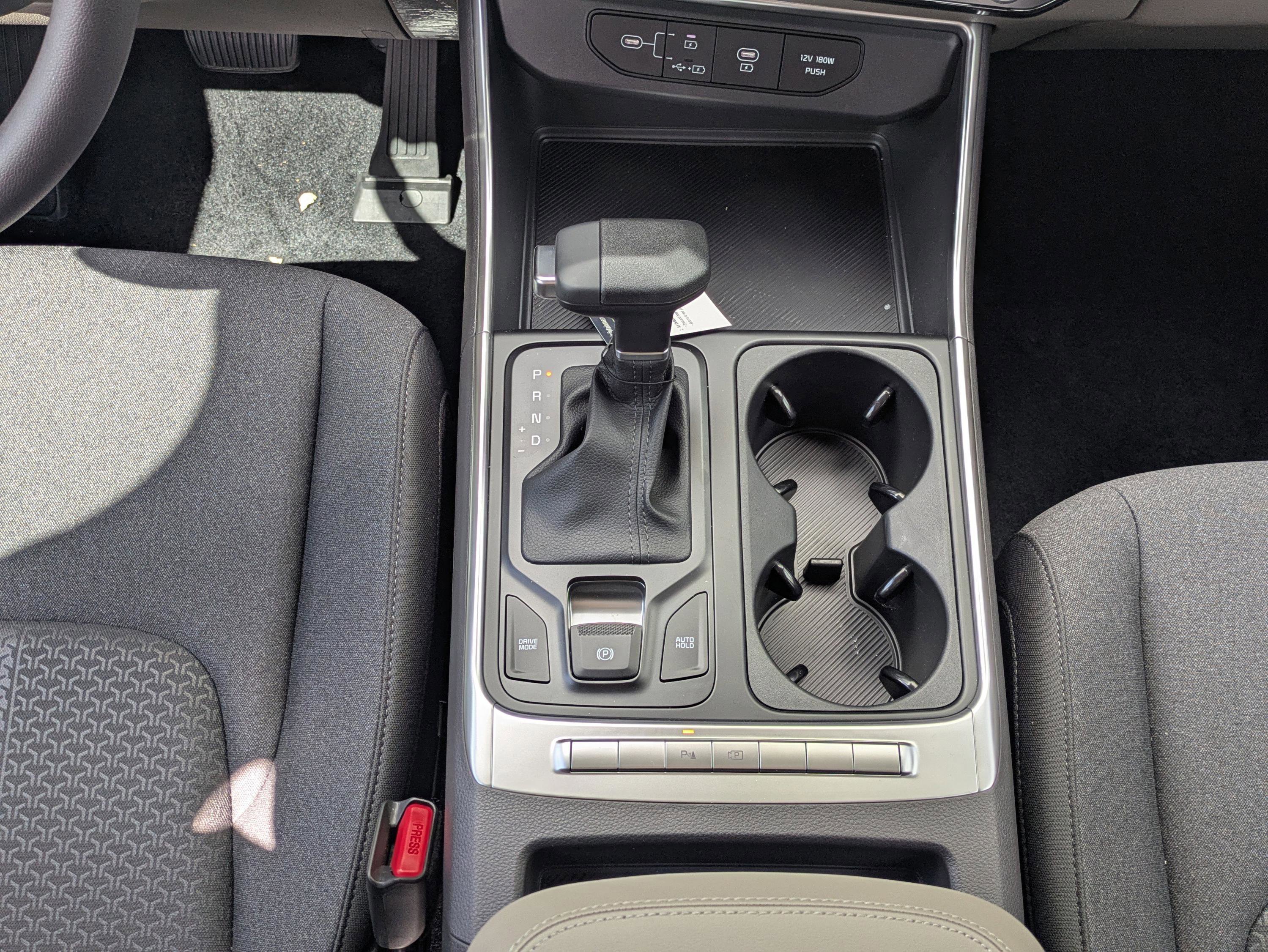 New 2026 Kia Carnival LX image 23