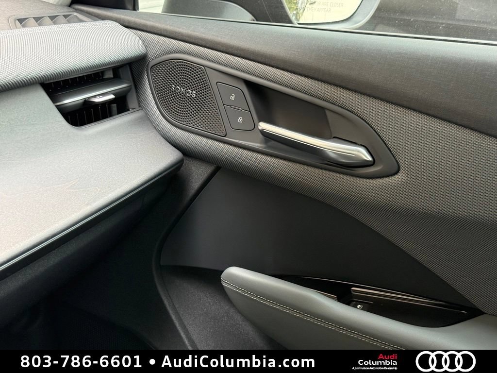 New 2026 Audi Q3 quattro 2.0T AWD/4WD image 37