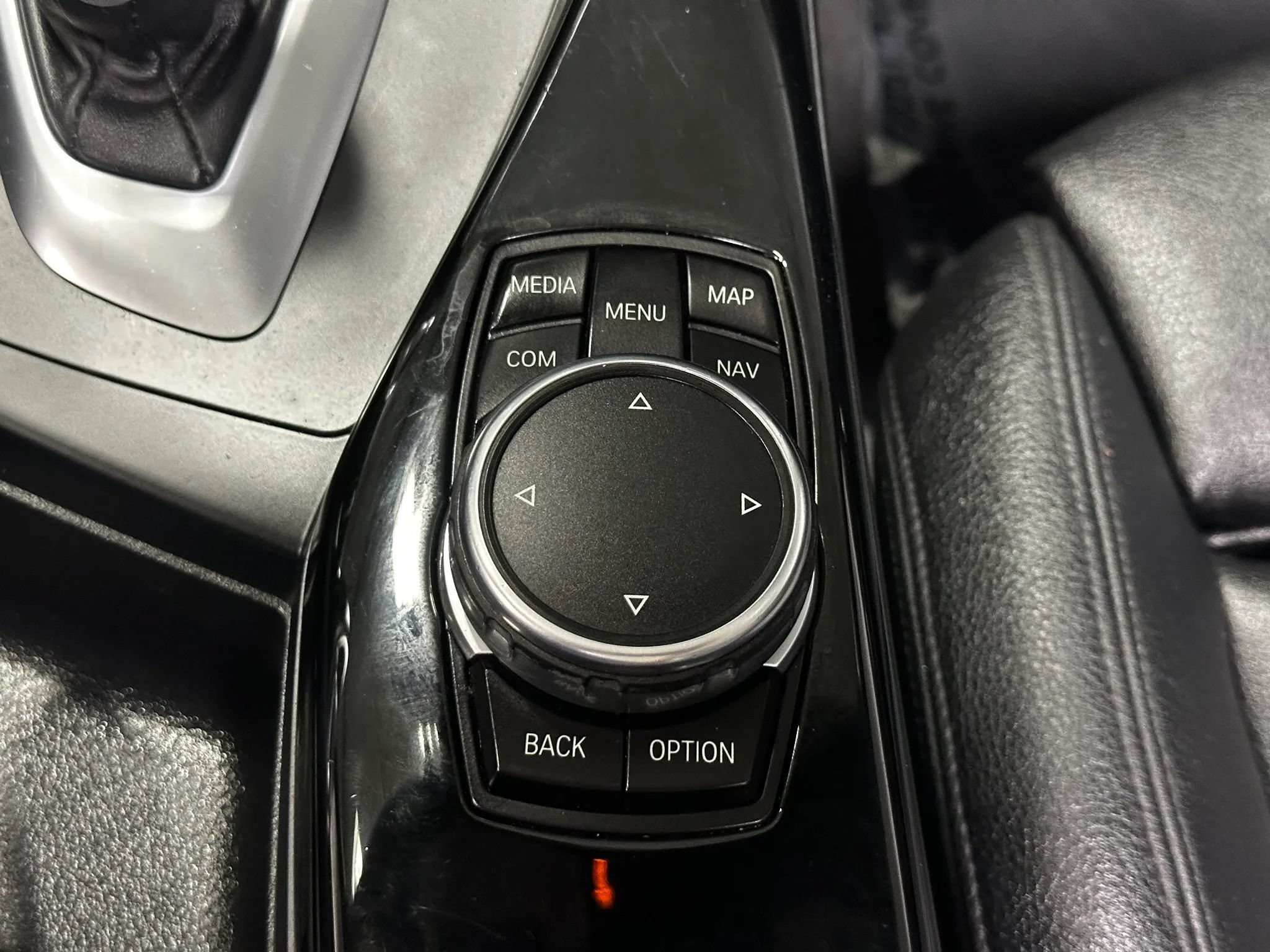 Used 2017 BMW 230i Convertible w/ Driving Assistance Package RWD image 39