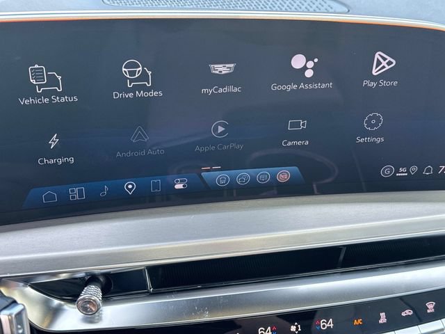 New 2026 Cadillac Lyriq Sport AWD/4WD image 22