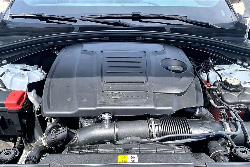 Used 2025 Land Rover Range Rover Velar Dynamic SE AWD/4WD image 9