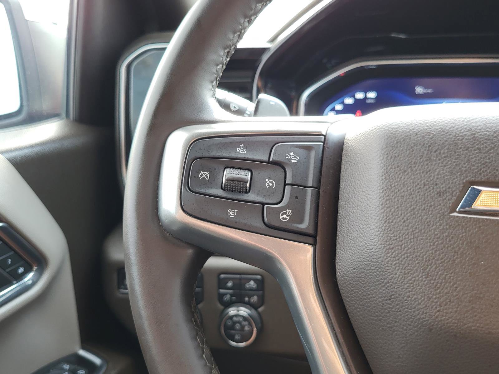 Used 2023 Chevrolet Silverado 1500 LTZ w/ Z71 Off-Road Package image 21