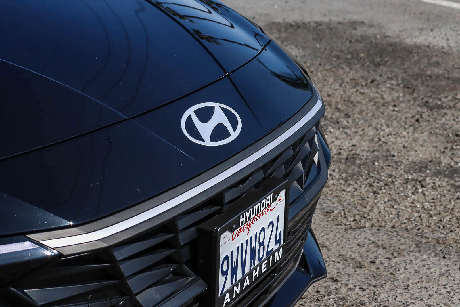 Used 2025 Hyundai Elantra SE w/ Cargo Package image 5
