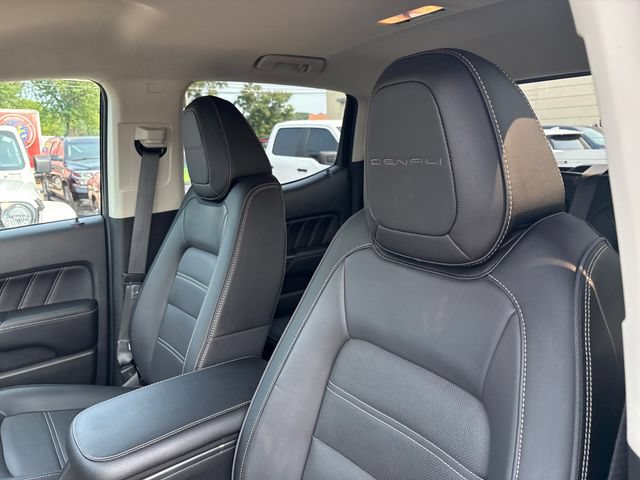 Used 2022 GMC Canyon Denali AWD/4WD image 9